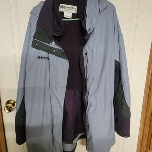 Womens light purple Columbia double layered zipper coat with hood